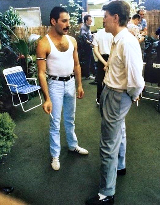 Freddie Mercury Kimdir Rock Efsanesinin 26 Inci Olum Yil Donumu Magazin Haberleri